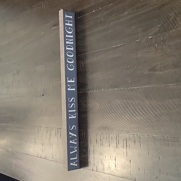 Bed room decor - Picture 1 of 4